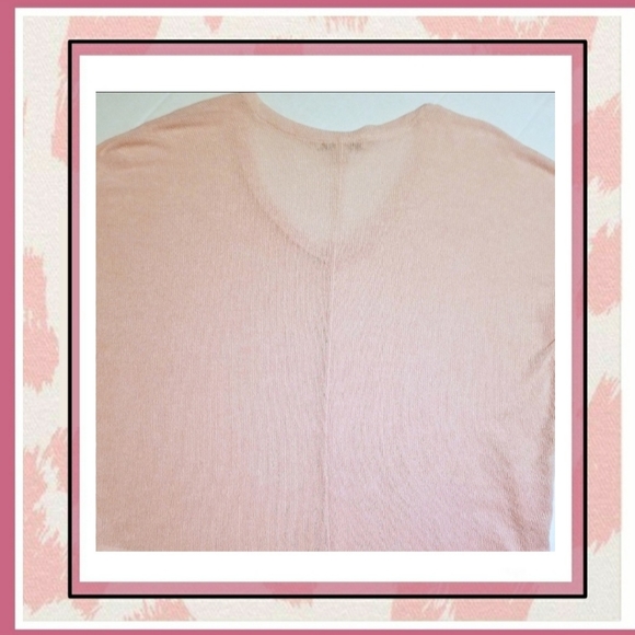 NWOT ♡ Soft Knit Boyfriend Tee Size:S - Picture 4 of 4